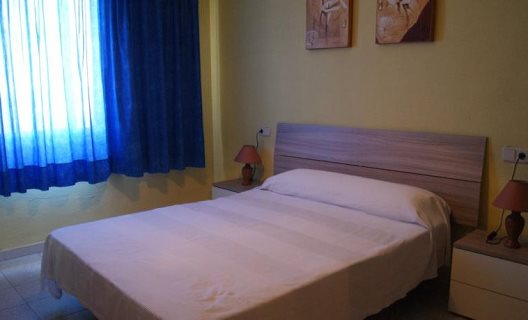 Apartamentos Sol Y Mar 3000