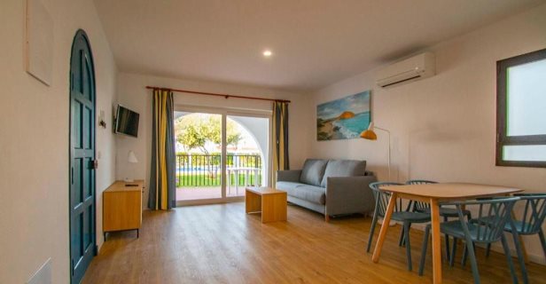 Apartamentos Sol Y Mar