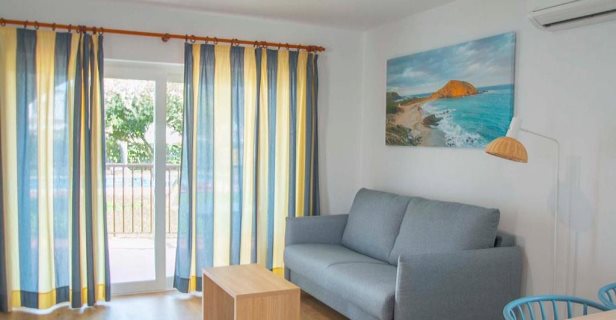 Apartamentos Sol Y Mar