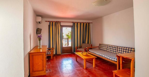 Apartamentos Sol Y Mar