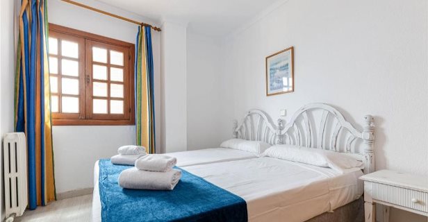 Apartamentos Sol Y Mar