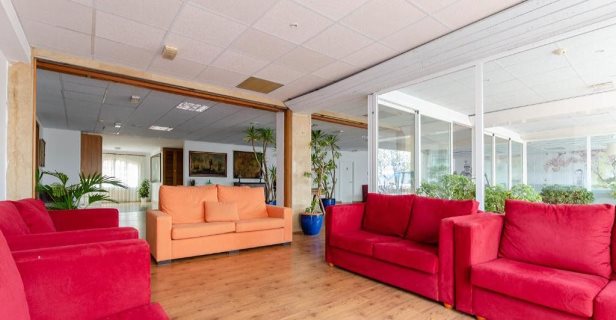 Apartamentos Sol Y Mar