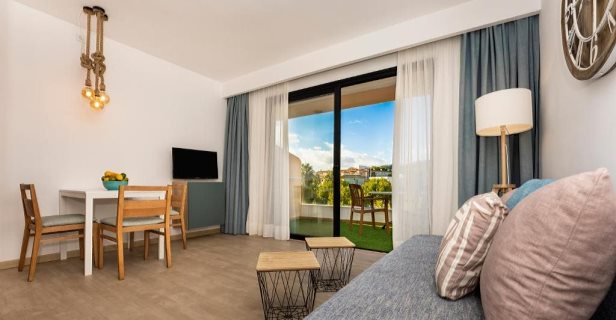 Apartamentos S'olivera