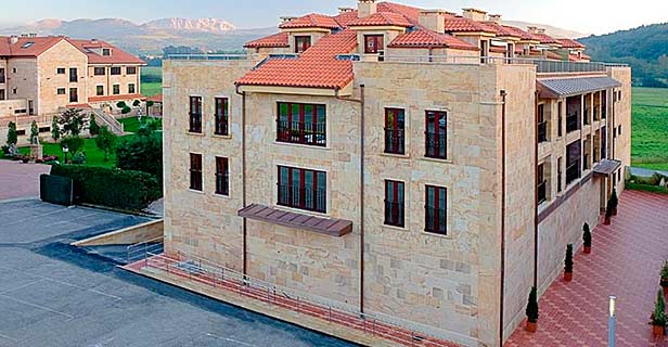 Apartamentos Spa Villa Pasiega