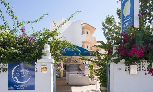 Apartamentos Squash Ibiza Center