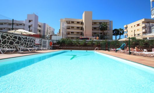 Apartamentos Strelitzias