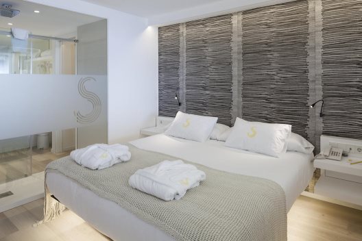 Apartamentos Sud Ibiza Suites