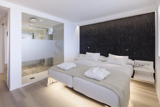 Apartamentos Sud Ibiza Suites