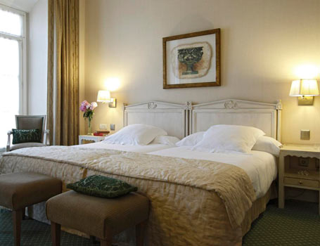 Apartamentos Suite Alcazar