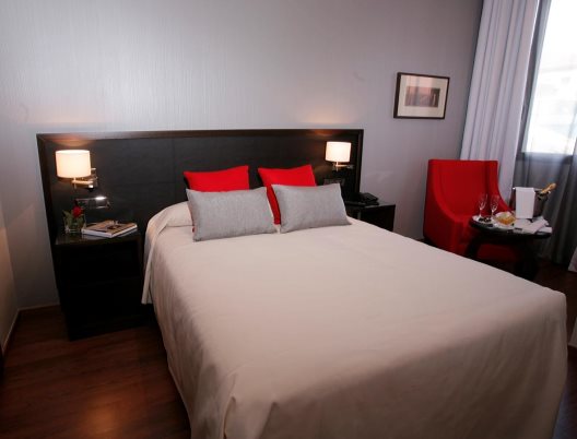 Apartamentos Suites Center Barcelona