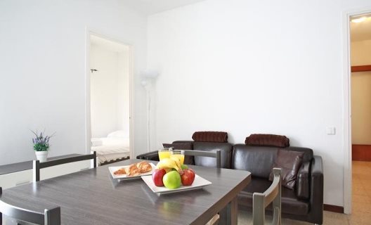 Apartamentos Suites Gracia Estudios