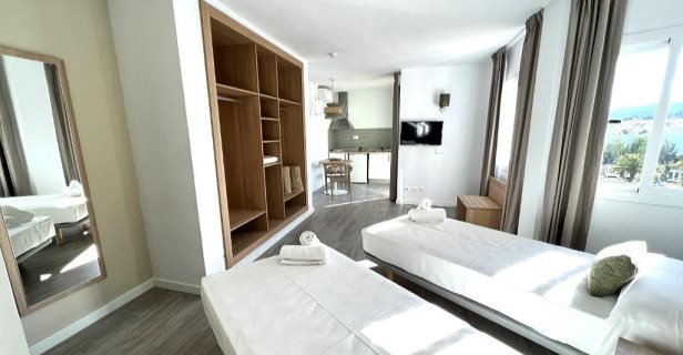 Apartamentos The Palm Star Ibiza