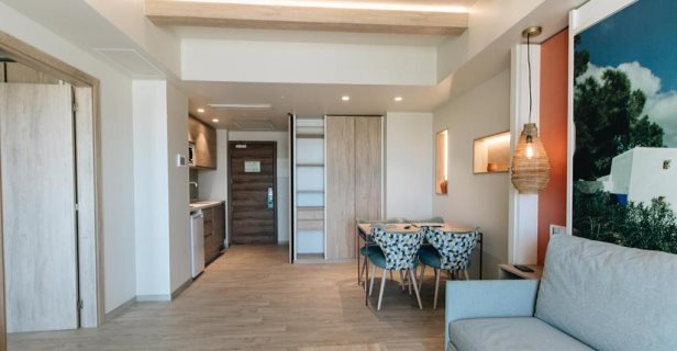 Apartamentos The White Ibiza