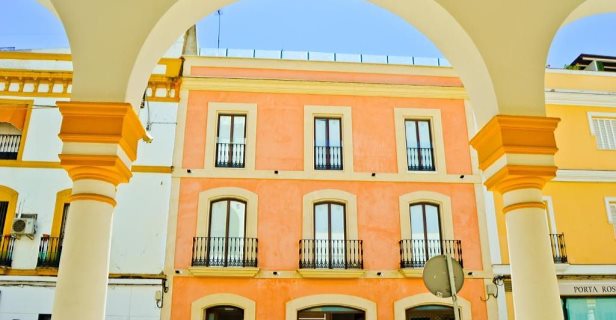Apartamentos The Zentral Arenal Suites