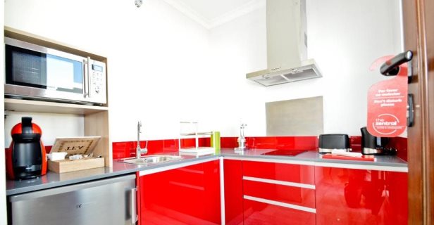 Apartamentos The Zentral Arenal Suites