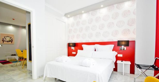 Apartamentos The Zentral Arenal Suites