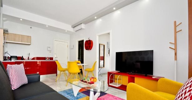 Apartamentos The Zentral Arenal Suites