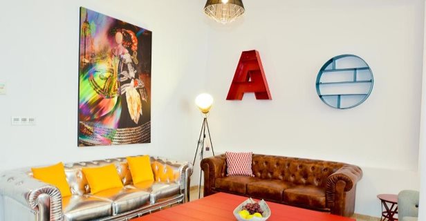 Apartamentos The Zentral Arenal Suites