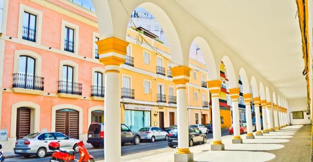 Apartamentos The Zentral Arenal Suites