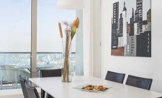 Apartamentos Torre Lugano Sky