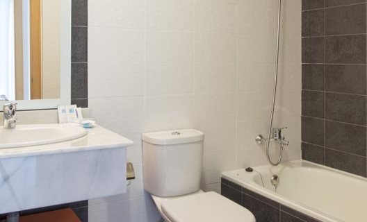 Apartamentos Torre Lugano Sky