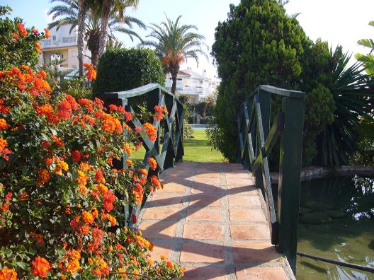Apartamentos Torrenueva Park