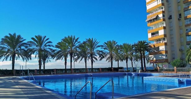 Apartamentos Turisticos Intercentro Algarrobo