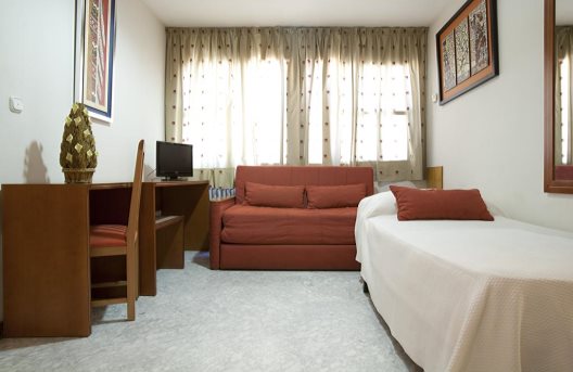 Apartamentos Turísticos Los Girasoles II Granada