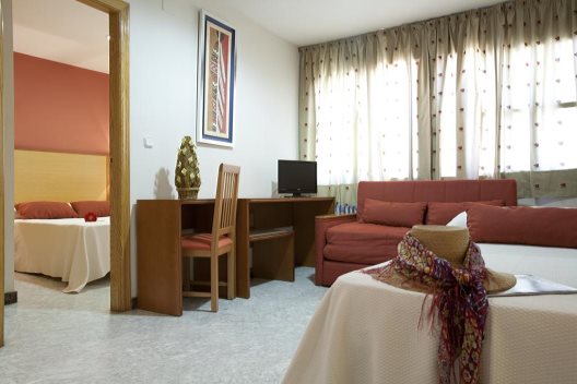 Apartamentos Turísticos Los Girasoles II Granada