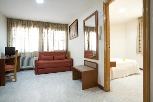 Apartamentos Turísticos Los Girasoles II Granada