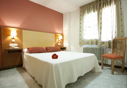 Apartamentos Turísticos Los Girasoles II Granada