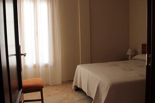Apartamentos Turisticos Puerta Nueva