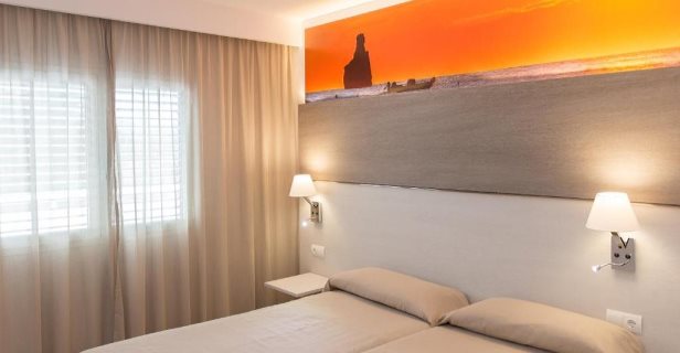 Apartamentos Typic Art