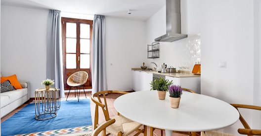 Apartamentos Urban Vida Alcazar