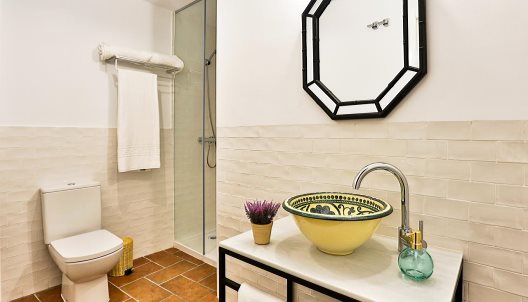 Apartamentos Urban Vida Alcazar