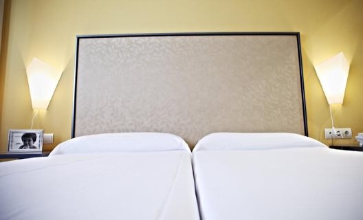 Apartamentos Vértice Sevilla Aljarafe