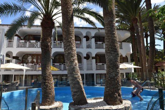 Apartamentos Villa Edén