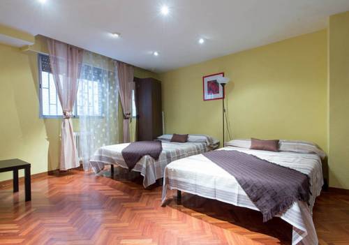 Apartamentos Village Madrid Varios