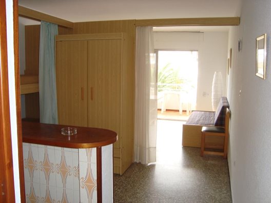Apartamentos Voramar 3000
