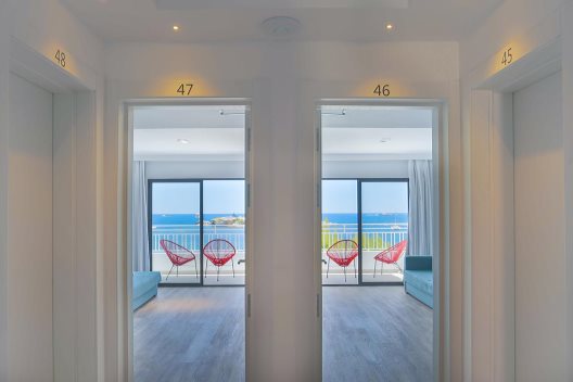Apartamentos White Adults Only