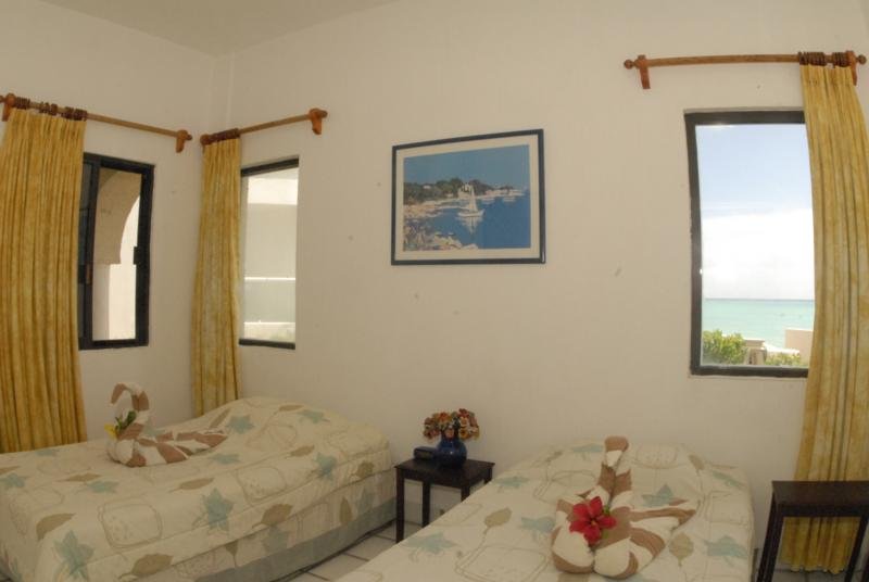 Apartamentos Xaman Ha 7022