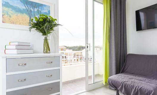 Apartamentos Yourhouse Monges