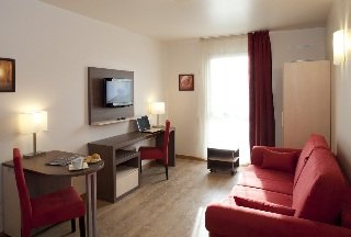 Aparthotel 1 Ere Avenue Val Senart