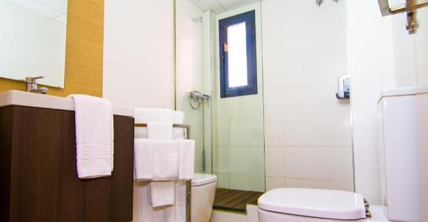 Aparthotel 16:9 Suites Almeria