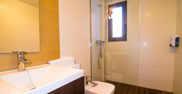 Aparthotel 16:9 Suites Almeria
