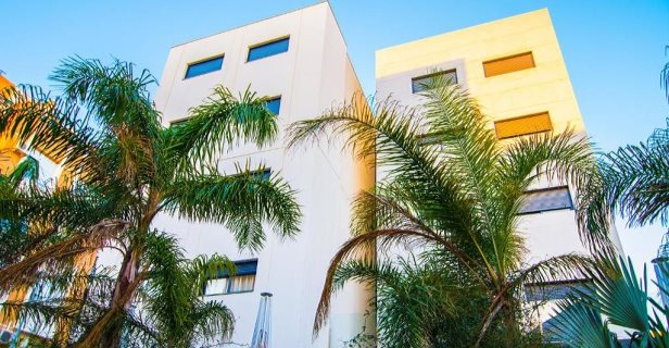 Aparthotel 16:9 Suites Almeria