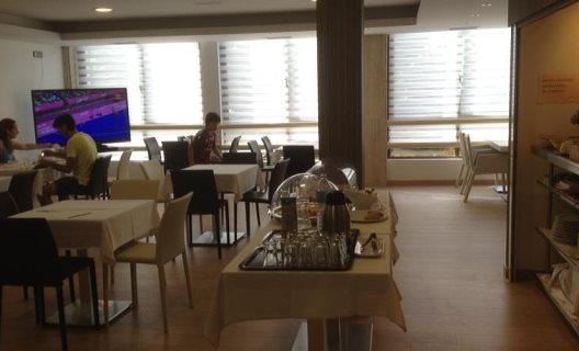 Aparthotel Aguadulce