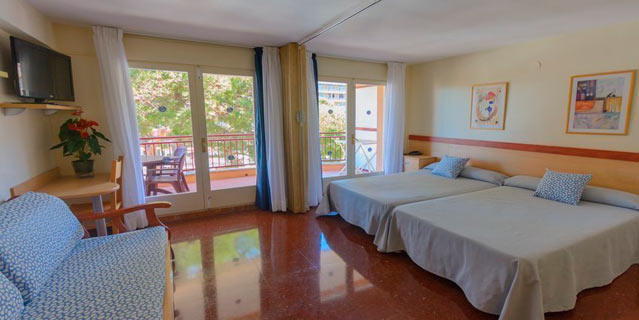 Aparthotel Albatros Family