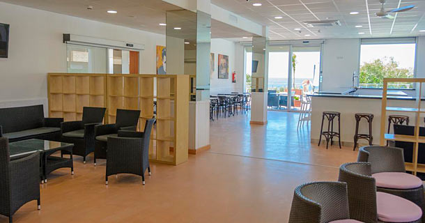 Aparthotel Albatros Family