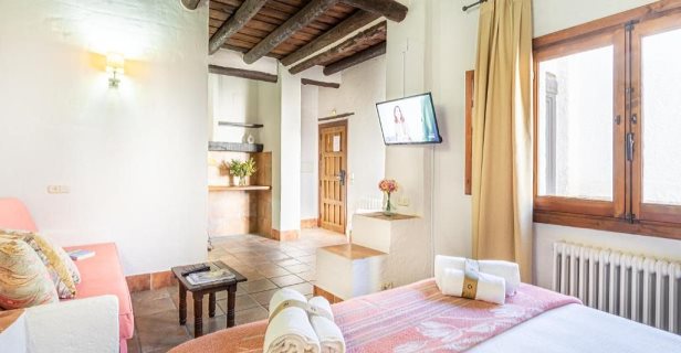 Aparthotel Alcazaba De Busquistar